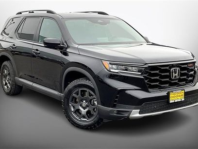 Used 2025 Honda Pilot TrailSport