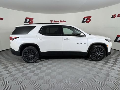 Used 2023 Chevrolet Traverse RS w/ LPO, Floor Liner Package image 7