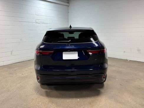 Used 2026 Jaguar F-PACE R-Dynamic S AWD/4WD image 8