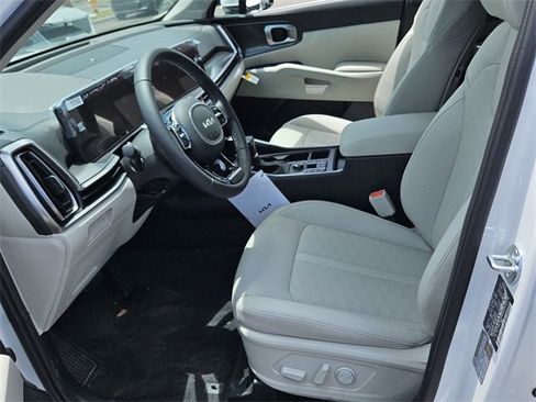 New 2025 Kia Sorento S w/ Panoramic Sunroof Package image 4