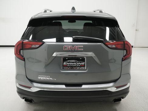 Used 2018 GMC Terrain SLT w/ Preferred Package FWD image 5