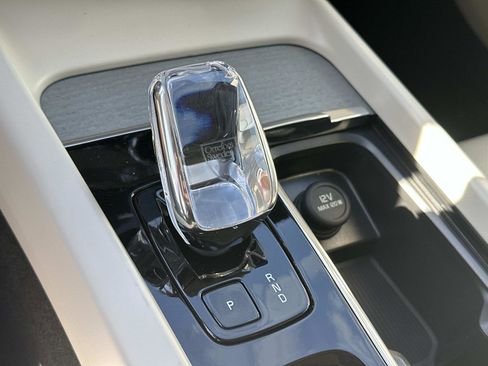 New 2026 Volvo V60 B5 Cross Country Ultra w/ Climate Package image 11