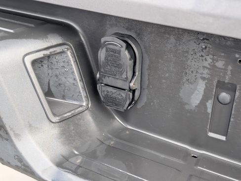 Used 2021 Ford Ranger Lariat w/ Tremor Off-Road Package image 45