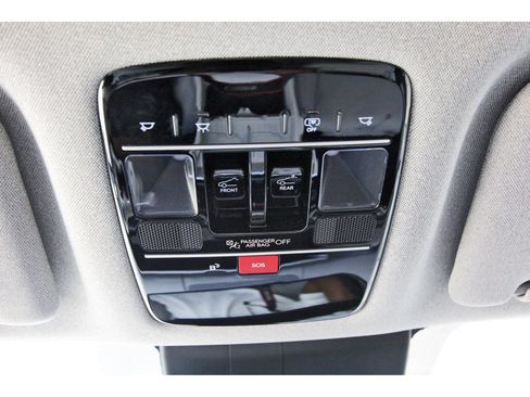 Used 2025 Hyundai Santa Fe Limited FWD image 23