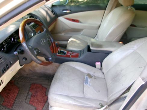 Used 2010 Lexus ES 350 FWD image 6