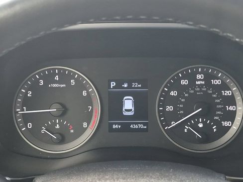Used 2020 Hyundai Tucson Sport FWD image 9