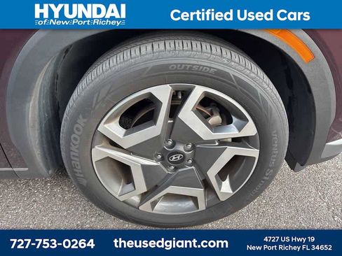 Used 2024 Hyundai Palisade Limited image 6