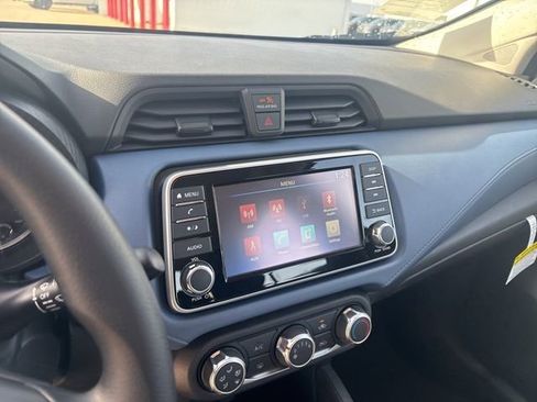 New 2025 Nissan Versa SV w/ Trunk Package FWD image 7