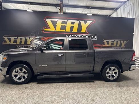 Used 2021 RAM 1500 Big Horn AWD/4WD image 3
