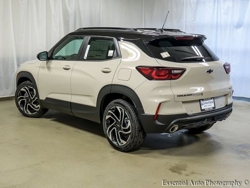 New 2026 Chevrolet TrailBlazer RS w/ Convenience Package image 8