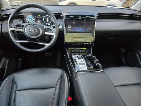 Used 2022 Hyundai Tucson Limited image 18