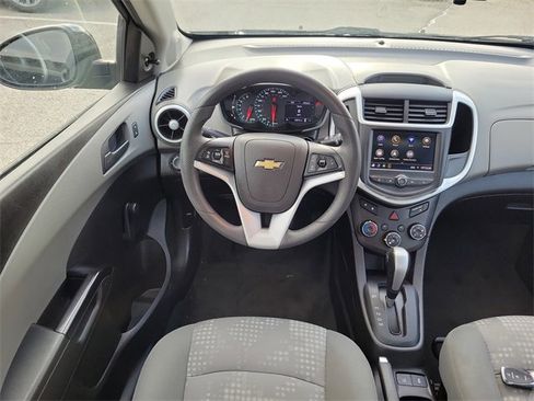 Used 2020 Chevrolet Sonic LT image 12