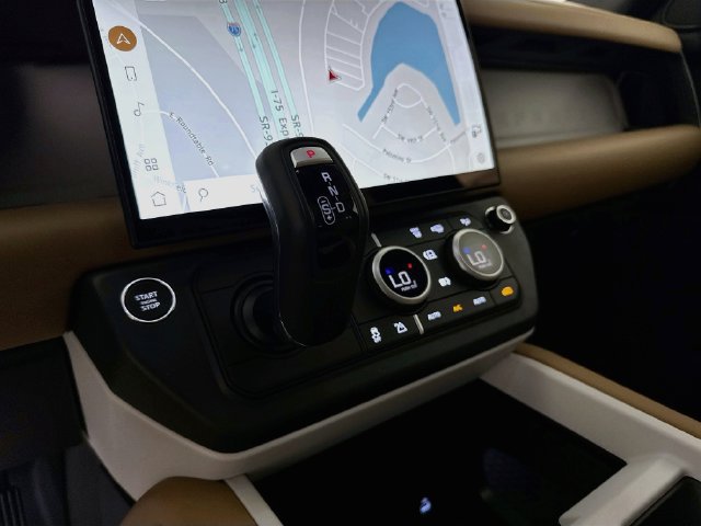 New 2026 Land Rover Defender 110 S AWD/4WD image 17