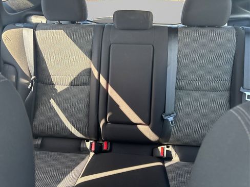 Used 2020 Nissan Rogue Sport SV AWD/4WD image 18