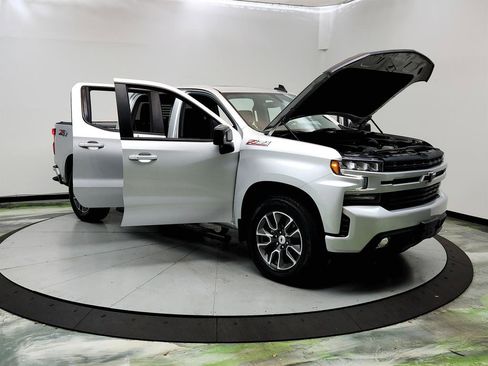 Used 2020 Chevrolet Silverado 1500 RST AWD/4WD image 10