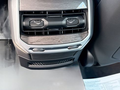 New 2026 BMW 760i xDrive w/ Executive Package AWD/4WD image 20