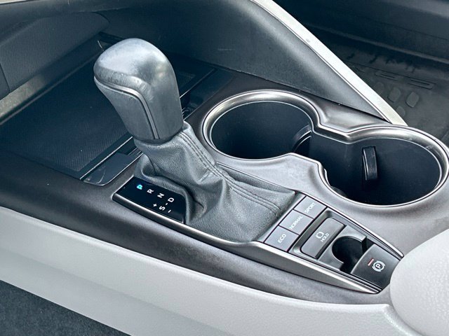 Used 2022 Toyota Camry SE AWD/4WD image 43