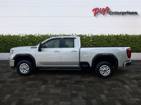 Used 2022 GMC Sierra 2500 SLE w/ SLE Value Package; image 3