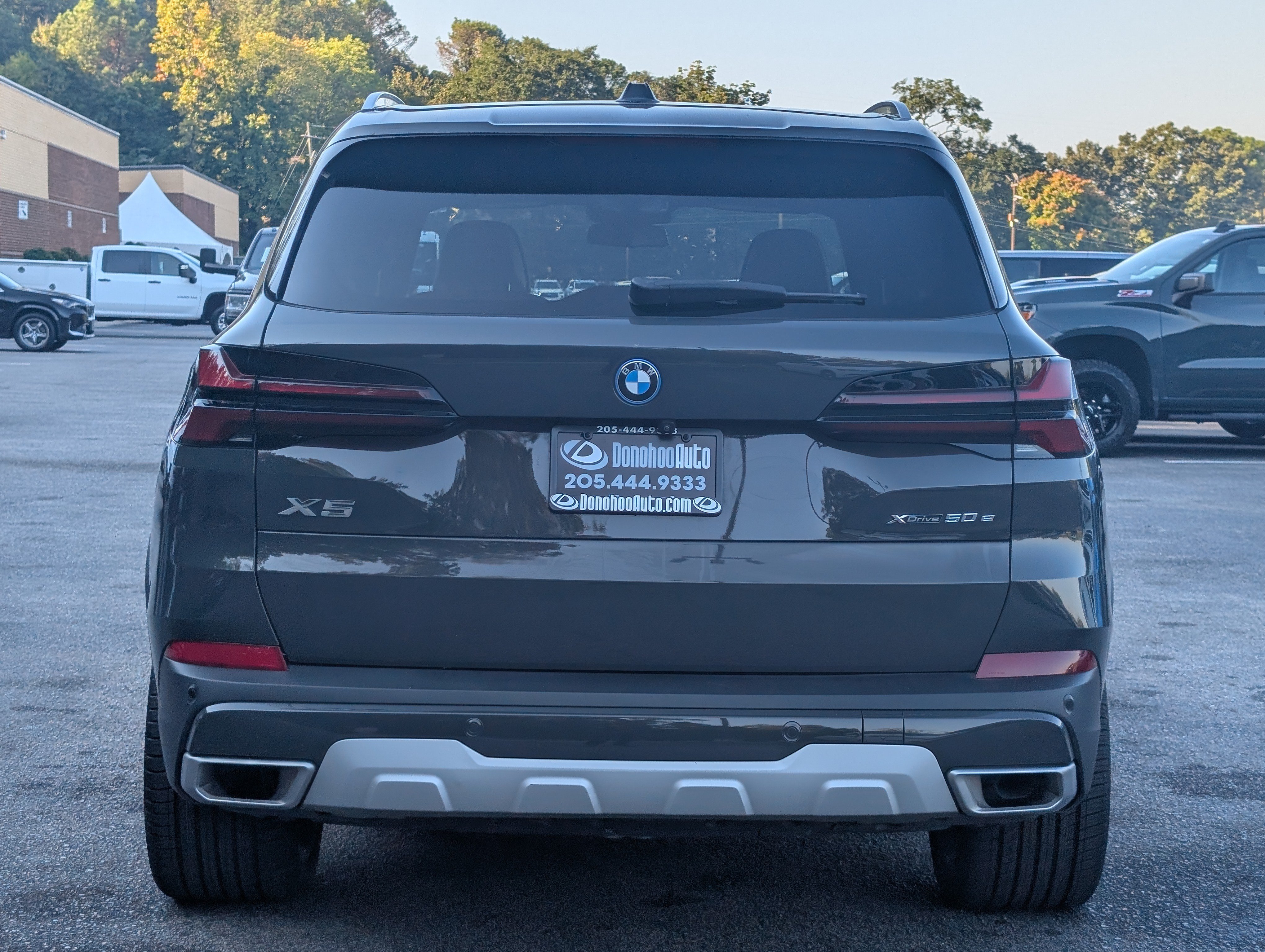 Used 2025 BMW X5 xDrive50e w/ Premium Package AWD/4WD image 8
