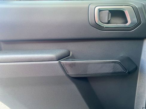 New 2025 Ford Bronco Big Bend w/ Black Diamond Package image 17