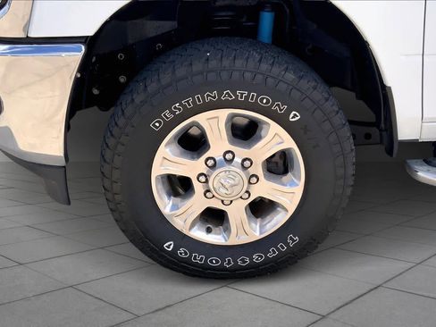 Used 2024 RAM 2500 Big Horn w/ Off Road Package image 11