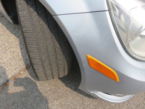 Used 2013 Mercedes-Benz C 300 4MATIC Sedan image 32