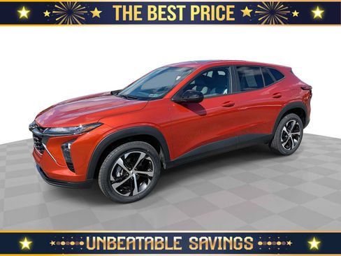 Certified 2024 Chevrolet Trax RS w/ Sunroof Package FWD image 1