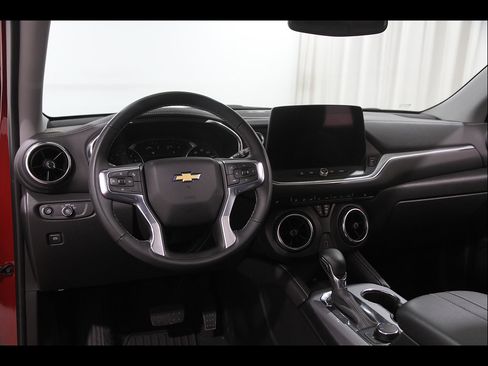 Used 2023 Chevrolet Blazer LT AWD/4WD image 6