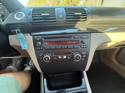 Used 2010 BMW 128i Coupe image 10