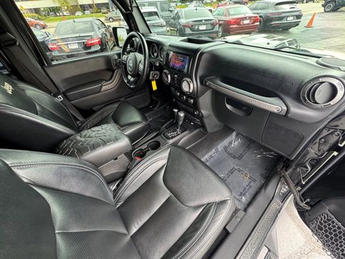 Used 2015 Jeep Wrangler Unlimited Sport w/ Quick Order Package 24S AWD/4WD image 24