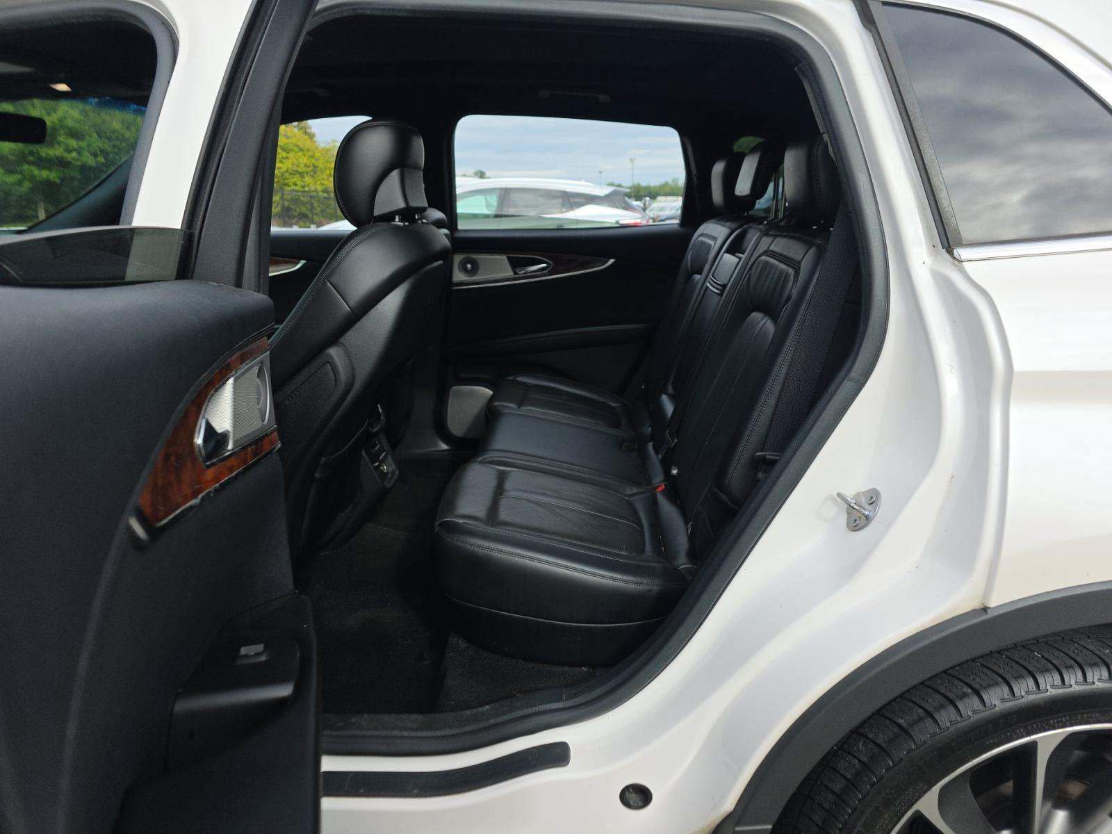 Used 2019 Lincoln Nautilus Reserve w/ Ultimate Package AWD/4WD image 8