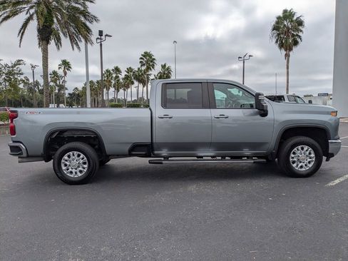 Used 2024 Chevrolet Silverado 3500 LT image 4