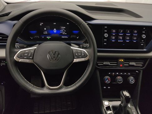 Used 2023 Volkswagen Taos SE w/ Black Wheel Package FWD image 22