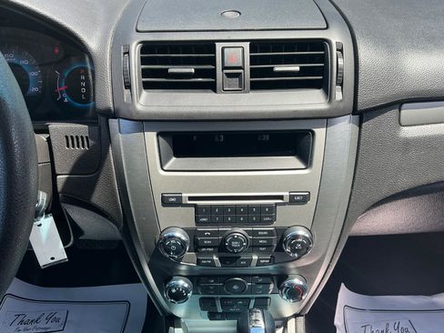 Used 2012 Ford Fusion SE FWD image 20