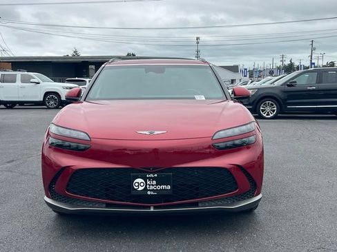 Used 2023 Genesis GV60 Advanced w/ Cargo Package AWD/4WD image 4