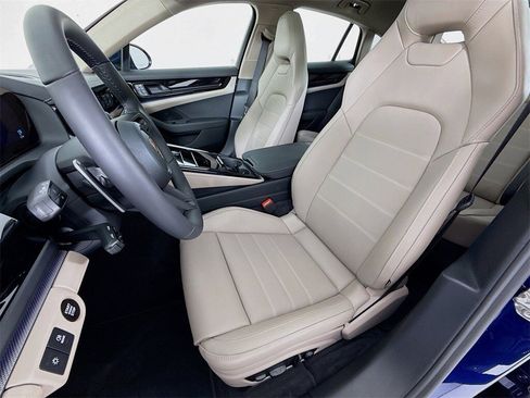 New 2026 Porsche Panamera image 5