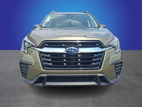 Used 2025 Subaru Ascent Premium AWD/4WD image 2
