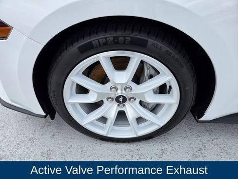 Used 2022 Ford Mustang GT Premium image 8