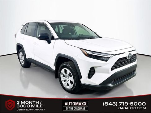 Used 2025 Toyota RAV4 LE AWD/4WD image 1