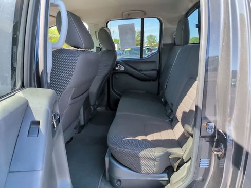 Used 2015 Nissan Frontier PRO-4X AWD/4WD image 13