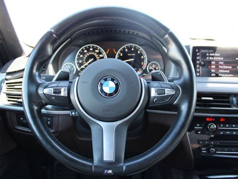 Used 2017 BMW X5 xDrive50i AWD/4WD image 15