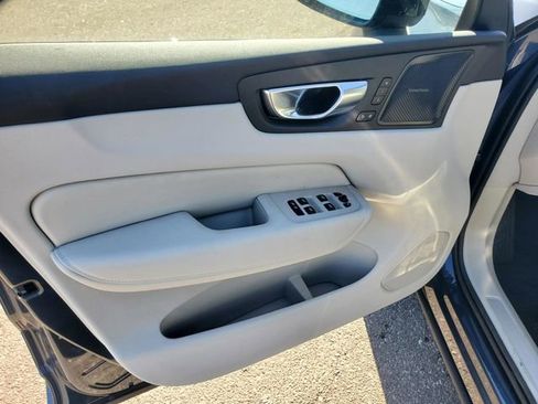 New 2026 Volvo XC60 T8 Ultra w/ Protection Package Premier image 10