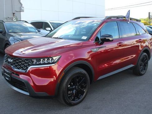 Certified 2023 Kia Sorento S AWD/4WD image 2
