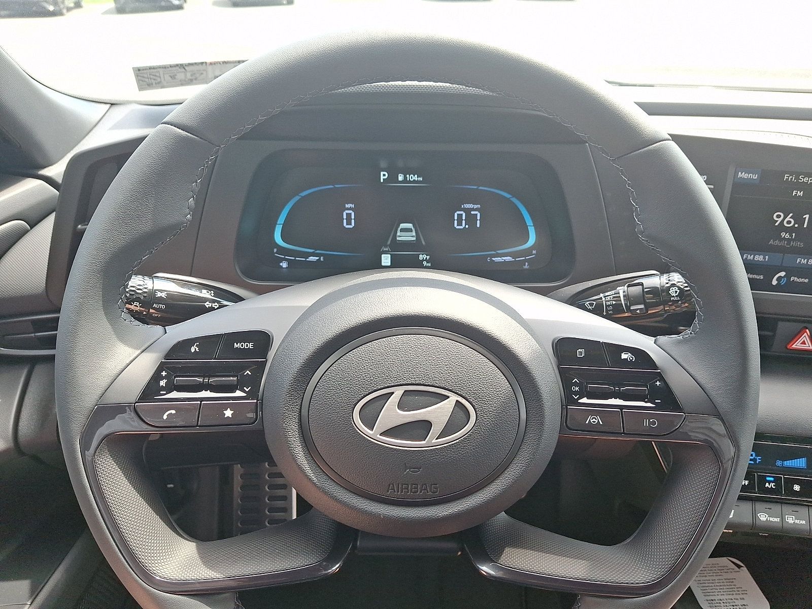 New 2026 Hyundai Elantra SEL Sport FWD image 10