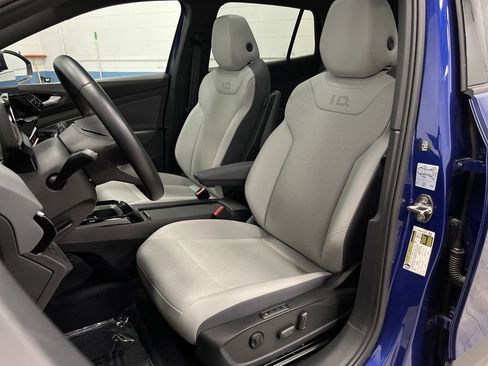 Used 2021 Volkswagen ID.4 Pro S image 4