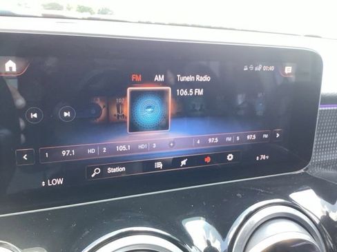 Used 2021 Mercedes-Benz GLB 250 4MATIC image 19