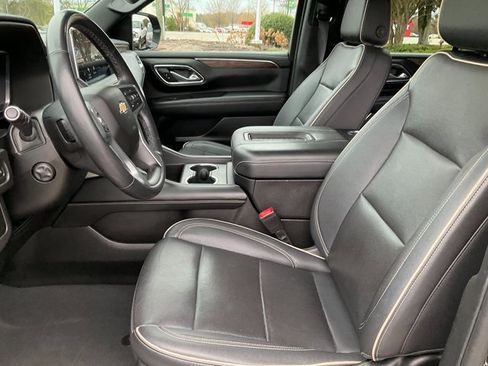 Used 2023 Chevrolet Tahoe Premier image 5