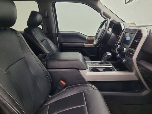Used 2018 Ford F150 Lariat w/ Equipment Group 502A Luxury RWD image 21