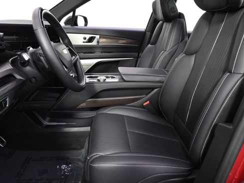 New 2026 Cadillac Vistiq Premium Luxury w/ LPO, Floor Liner Package AWD/4WD image 13