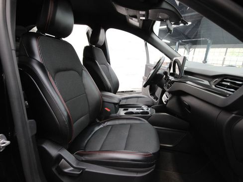 Used 2023 Ford Escape ST-Line w/ Tech Pack #1 AWD/4WD image 26